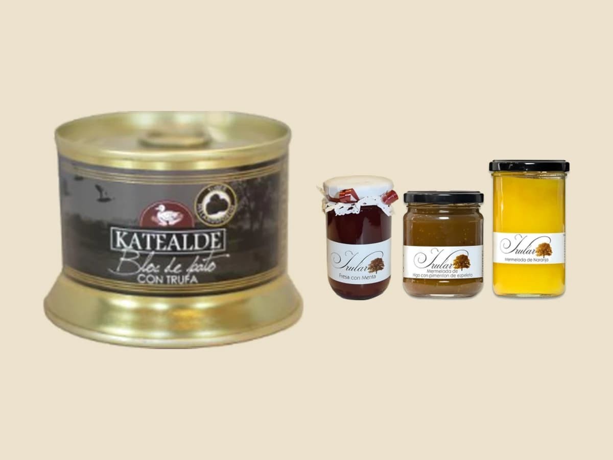 Foie de Katealde con mermelada de patxarán de Irular, con un toque de Sal d'Oro en escamas